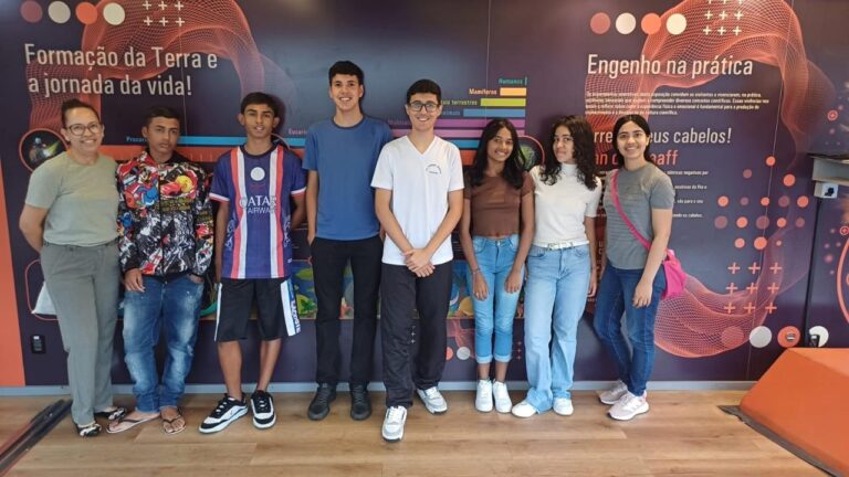 Read more about the article Adolescentes do Polo III – Sede do Patrulheiro, vivenciam aprendizado e diversão em visita ao Museu Catavento